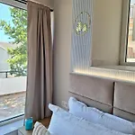 Апартамент Marina Elegance Балчик