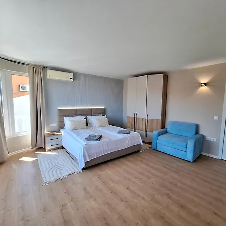 Marina Elegance Apartman *