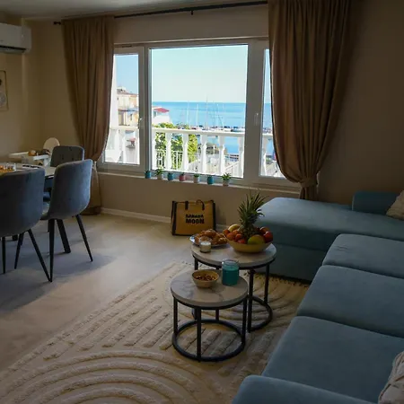Marina Elegance Апартамент