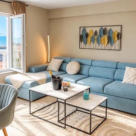 Апартамент Marina Elegance Балчик