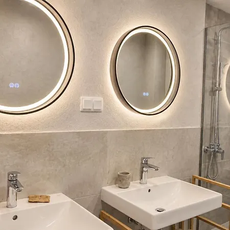 Marina Elegance Апартамент Балчик