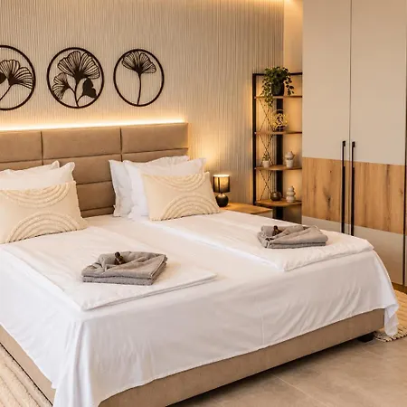Апартамент Marina Elegance *
