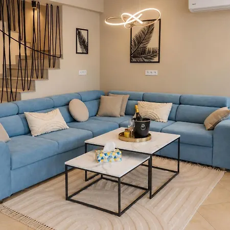 Апартамент Marina Elegance
