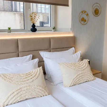 Апартамент Marina Elegance *
