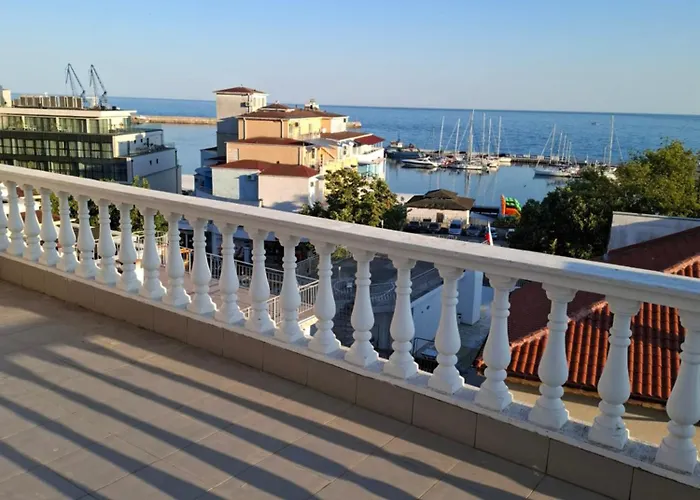 Marina Elegance Balchik